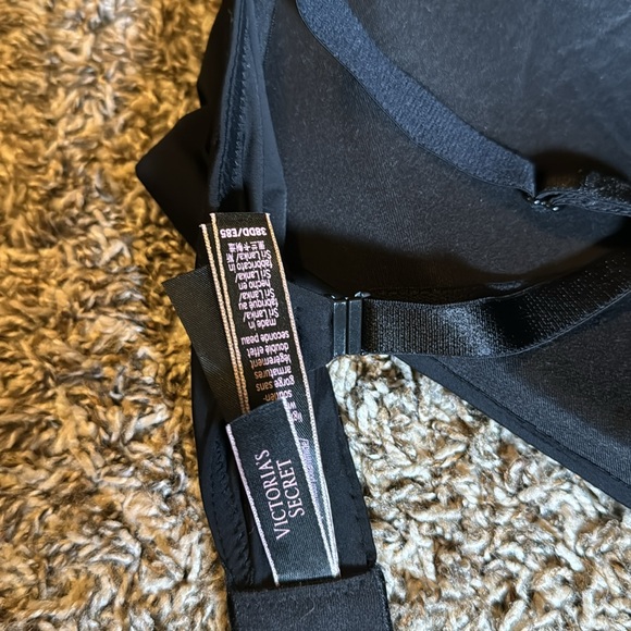 Victoria’s Secret bra - Picture 3 of 3